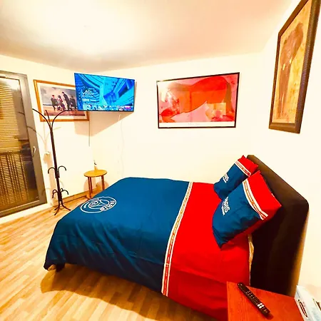 Homestay Jolie A Prefecture Proche La Defense Arena Campus Sncf Et Paris *